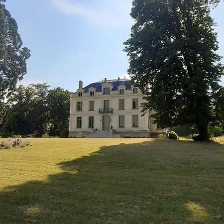 Le Chateau Du Breuil Mazières-de-Touraine 外观 照片